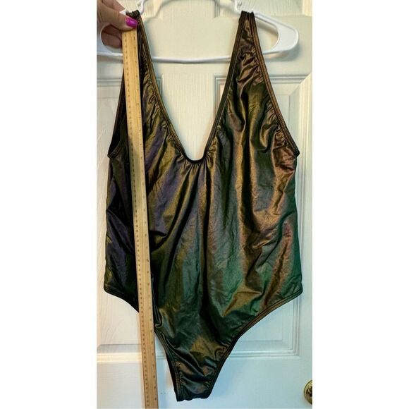 NWT Sports Illustrated Rebel Plunge Iridescent One Piece Swimsuit Size 18 - Picture 7 of 10
